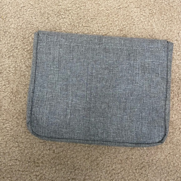 COPY - Google Cloud Tablet Protection Sleeve/Cover bag in Grey - Picture 2 of 4